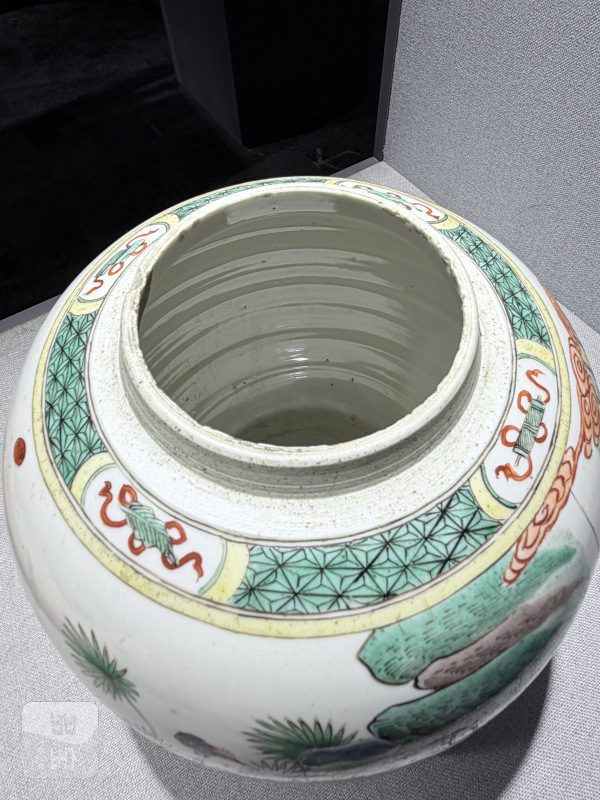 清康熙 瓷胎黑漆嵌螺钿大笔筒 - 图17